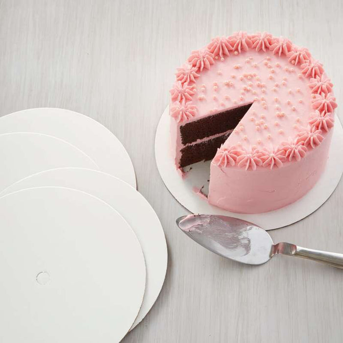 A Guide to Disposable Cake Boards - Bulk Mart