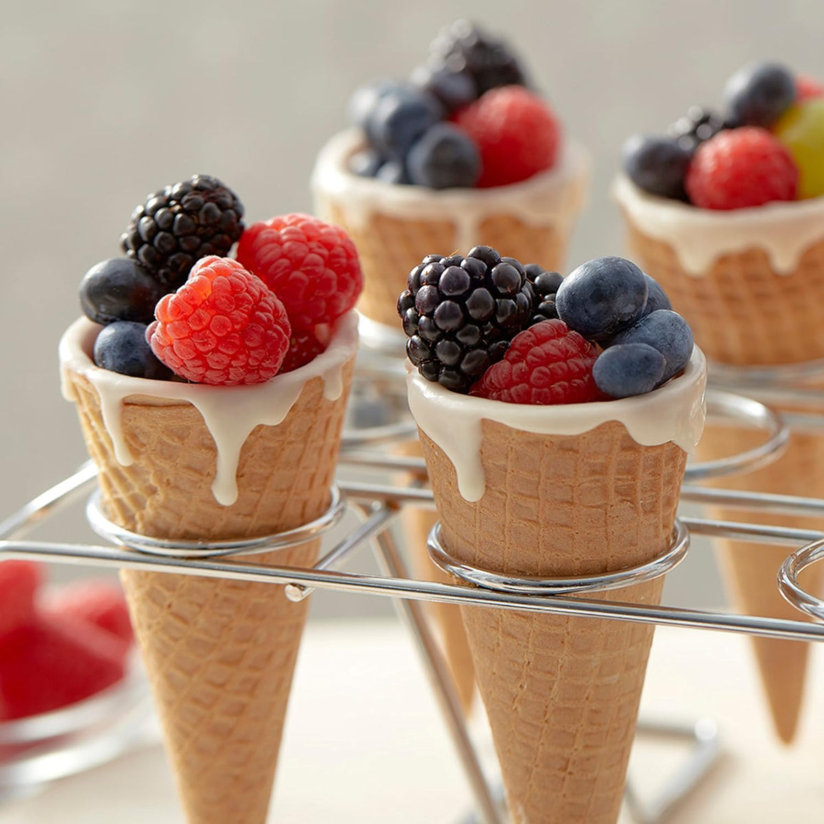 Cone Rack Stainless Steel Ice Cream Cone Holder, baking Cone Rack 12 Slot — Bulk Mart