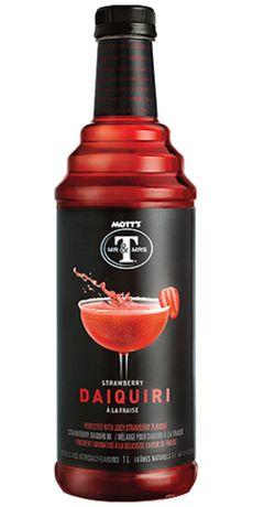 Mott's Mr & Mrs T - Strawberry Daiquiri Margarita Mix - 6 x 1 L - Bulk Mart